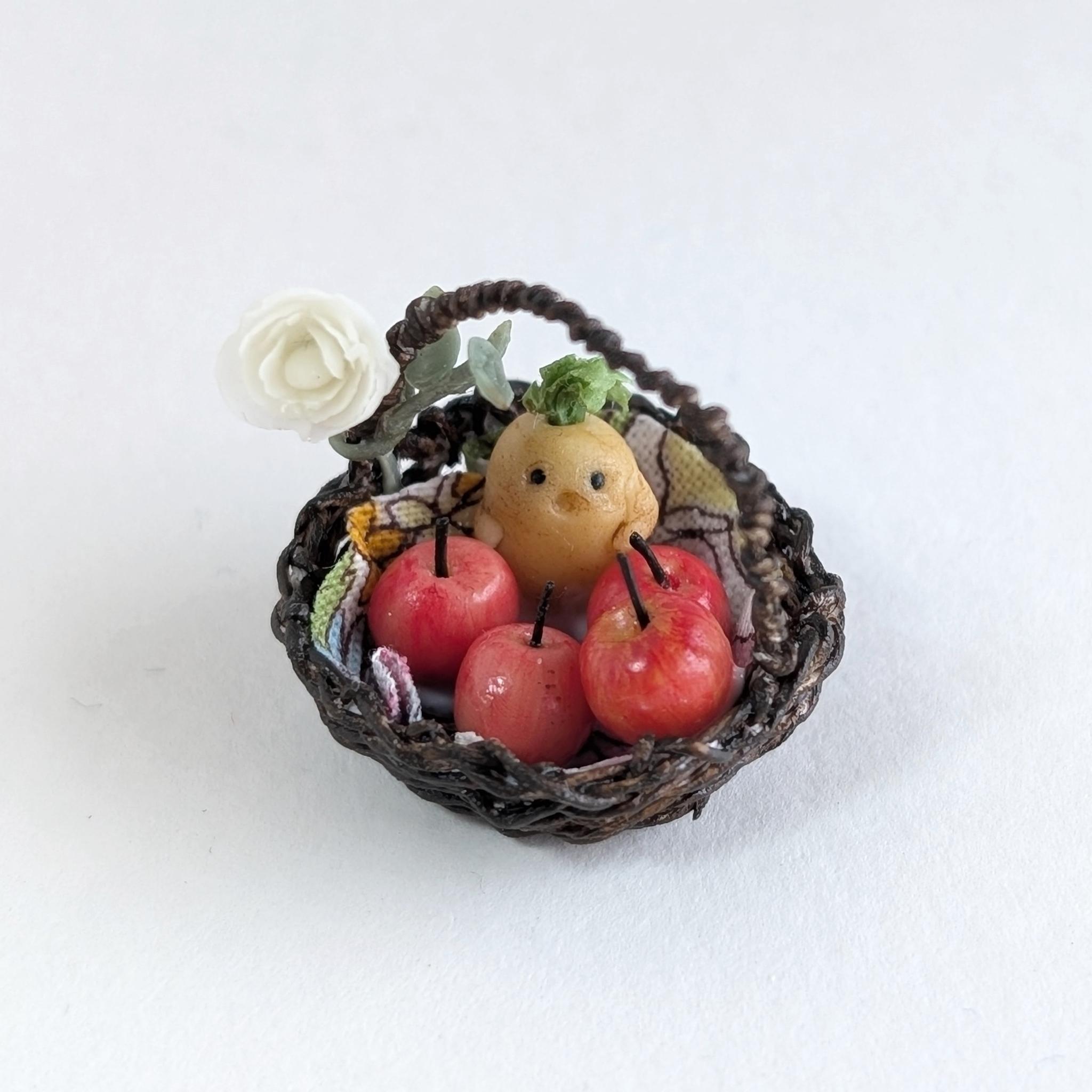 『秘密の収穫』ちょこんと飾れるミニチュア | 2枚目